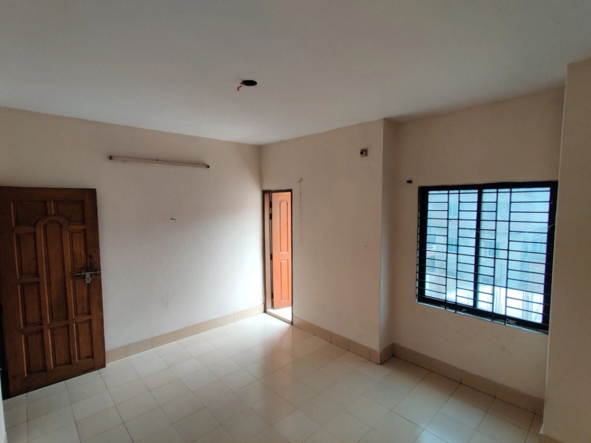 One Seat Available – Male Bachelor, Near Kuril Chourasta (AIUB 15 min)